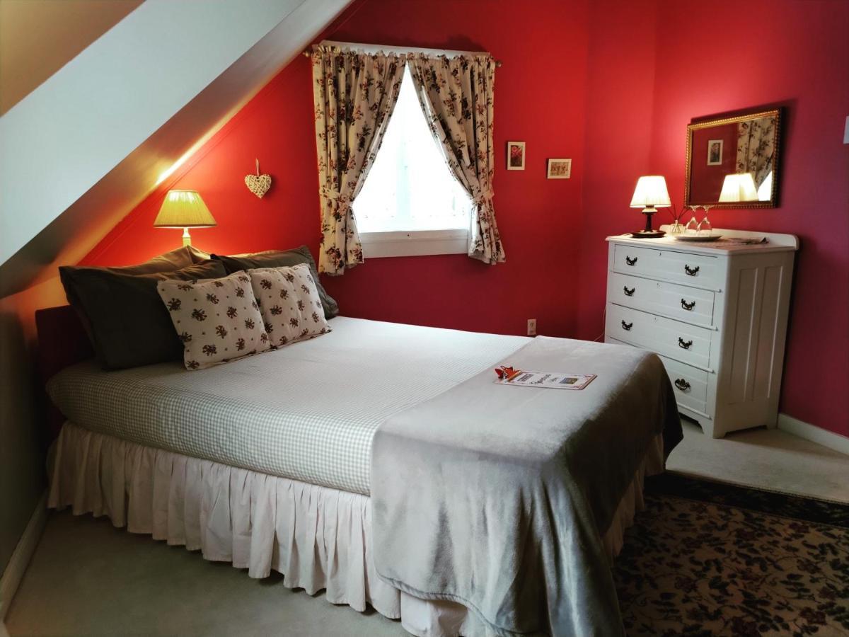 Auberge La Chatelaine Ла Мале Екстериор снимка