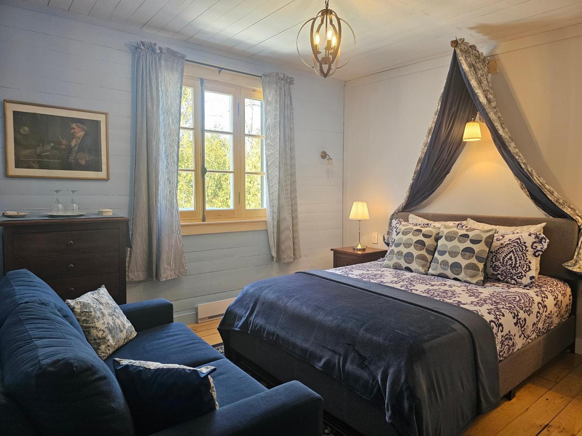 Auberge La Chatelaine Ла Мале Екстериор снимка