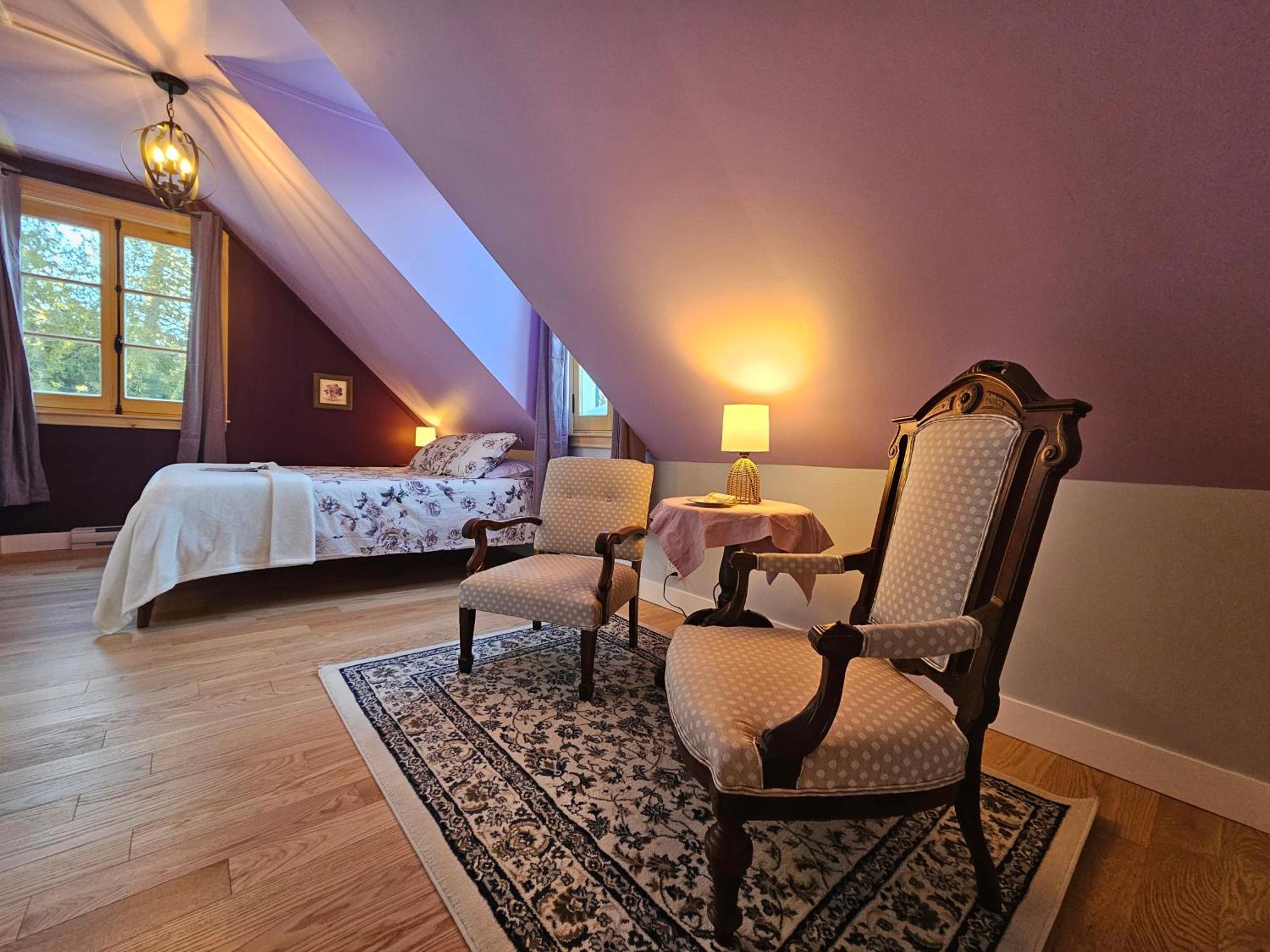 Auberge La Chatelaine Ла Мале Екстериор снимка