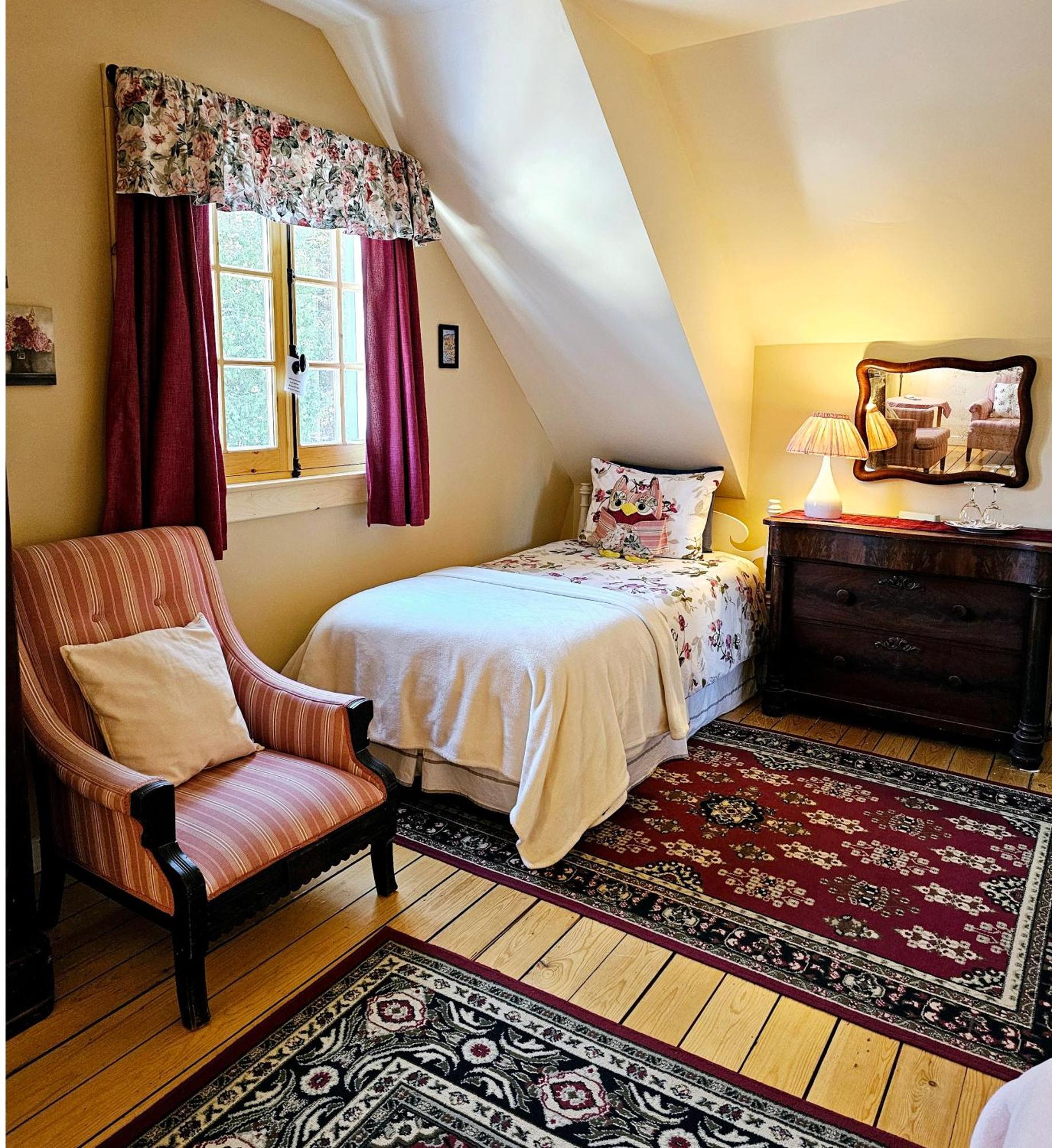 Auberge La Chatelaine Ла Мале Екстериор снимка